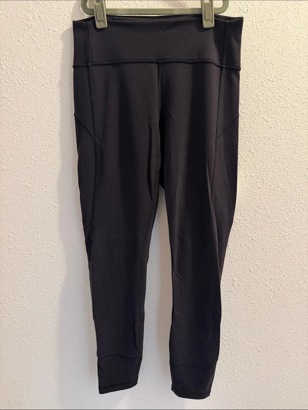 Lululemon In Movement Leggings, Size 8